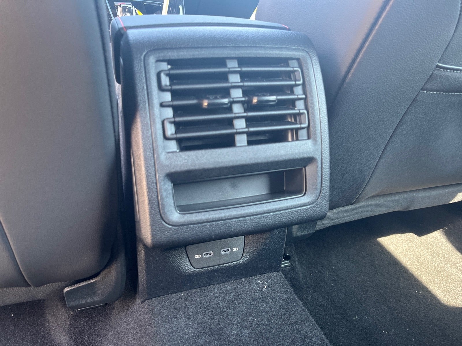 2025 Volkswagen Golf GTI SE