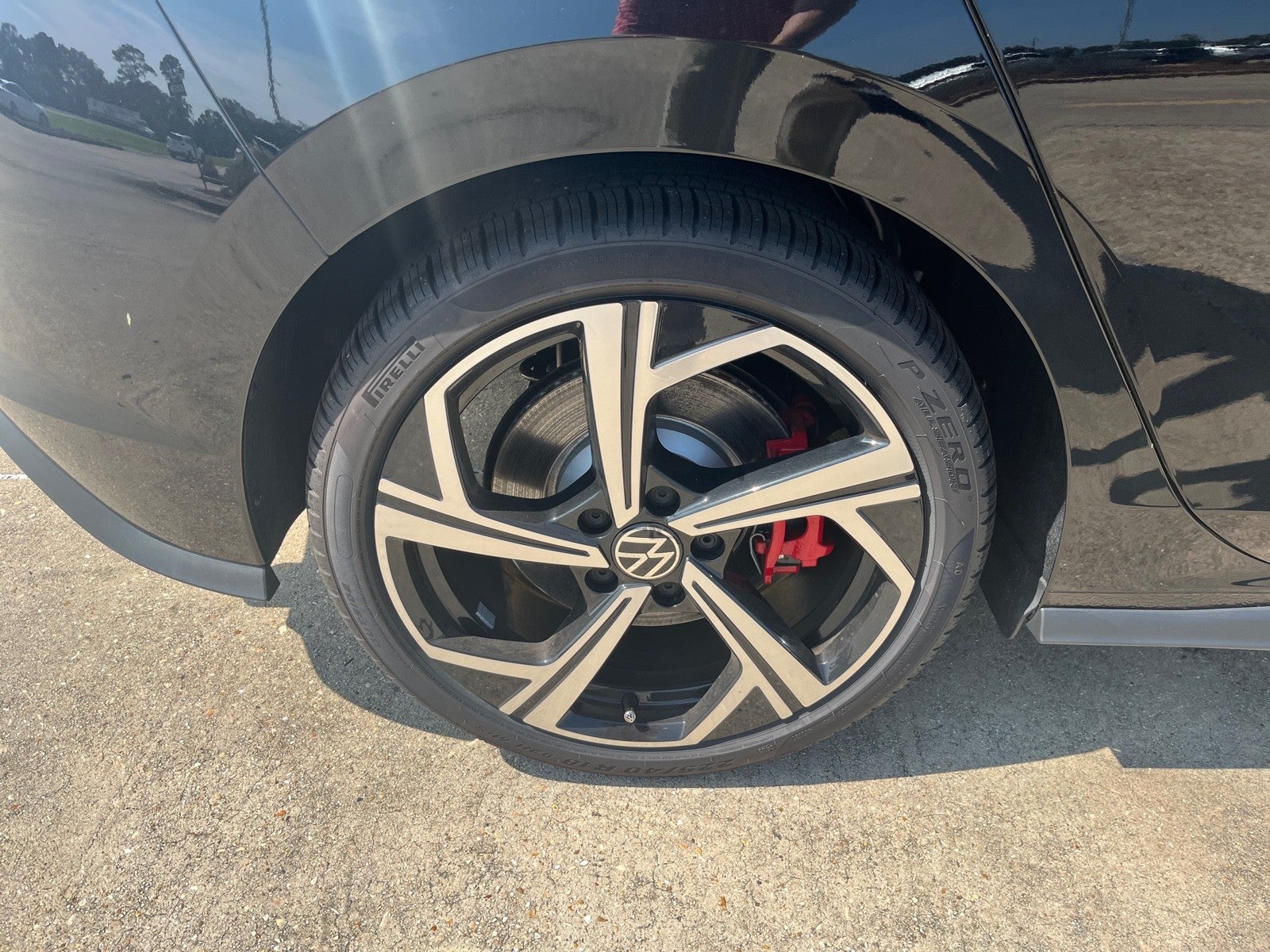 2025 Volkswagen Golf GTI SE