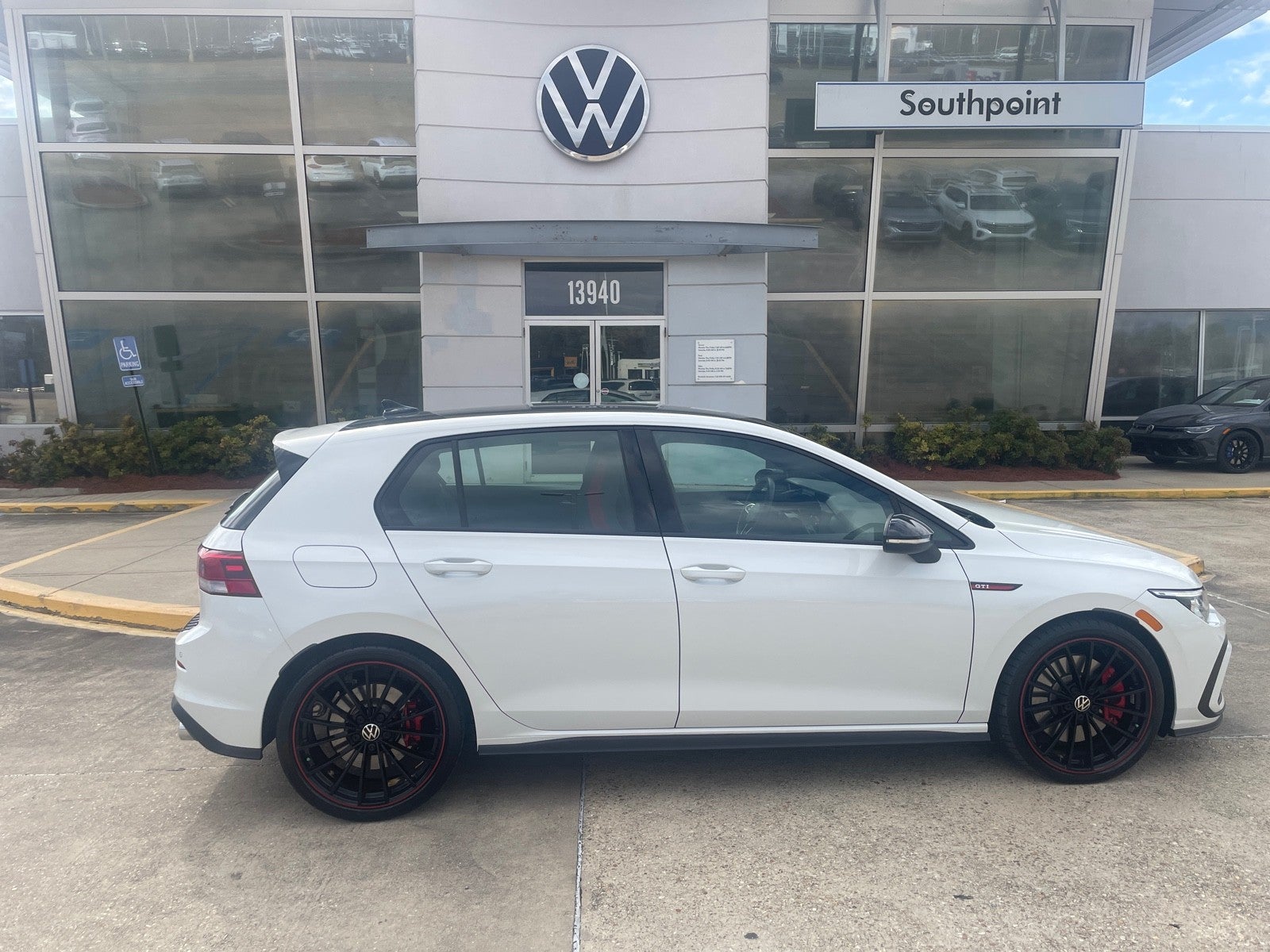 2023 Volkswagen Golf GTI 40th Anniversary Edition