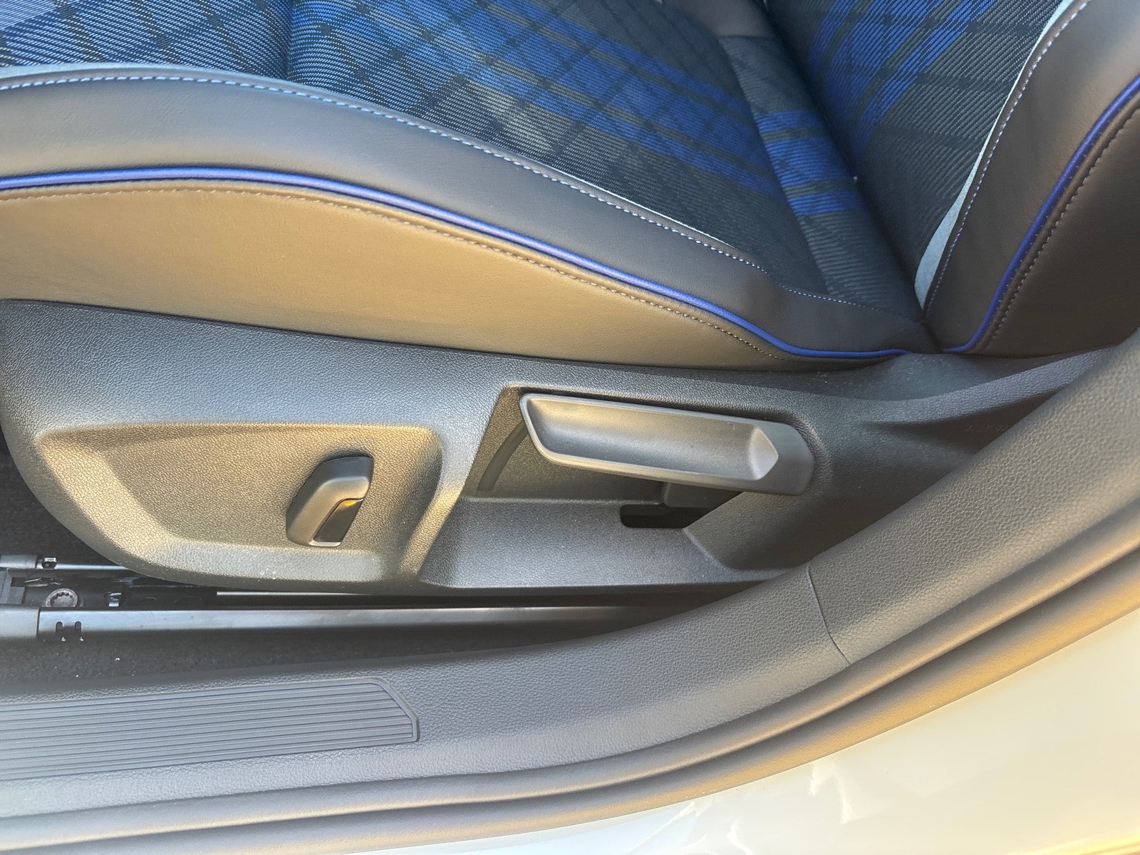 2026 Volkswagen Golf R Base