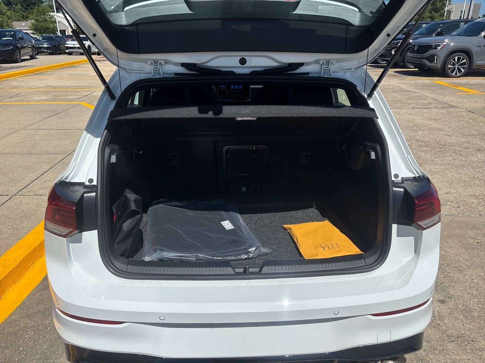 2026 Volkswagen Golf R Base