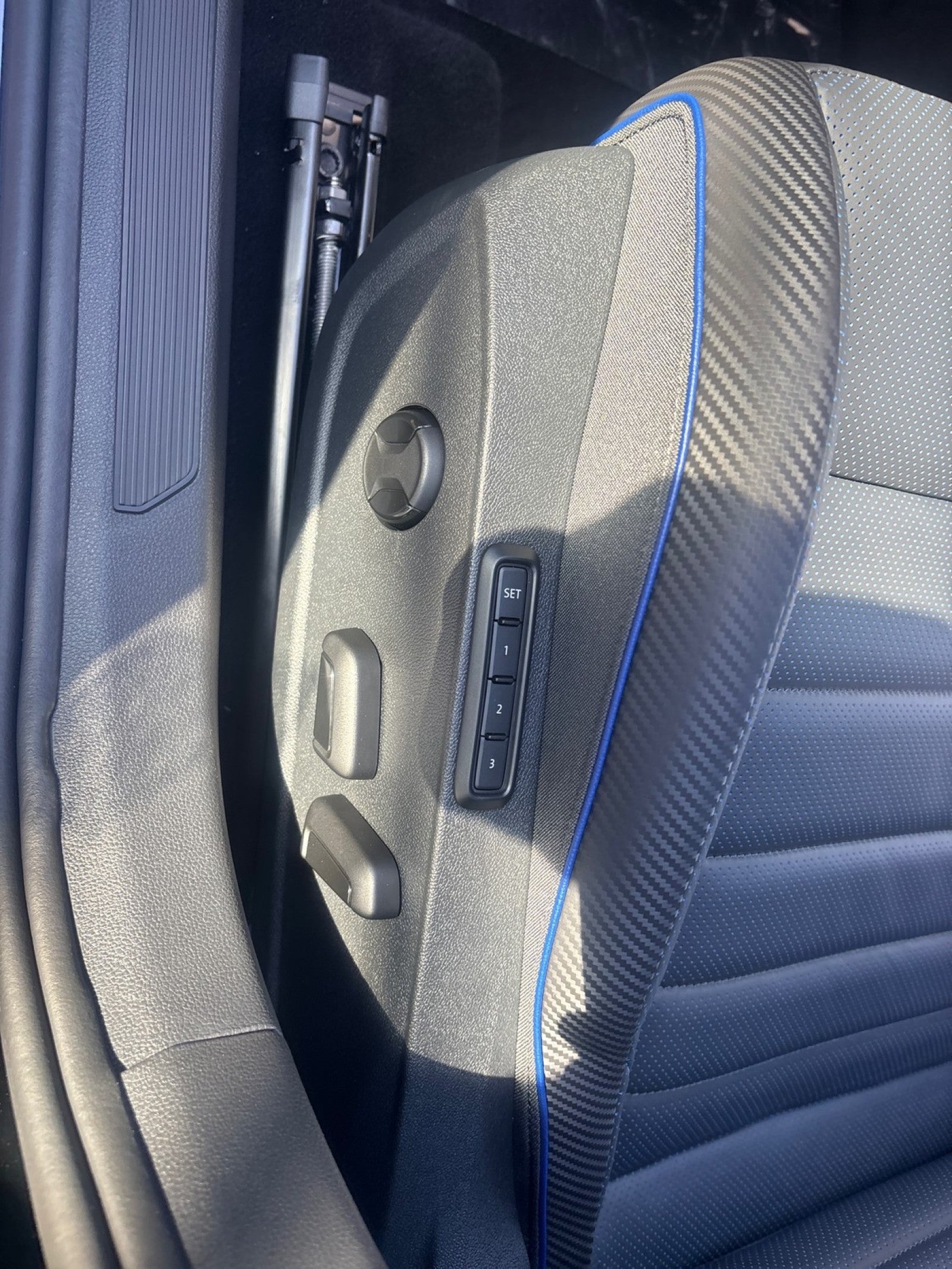 2026 Volkswagen Golf R Base