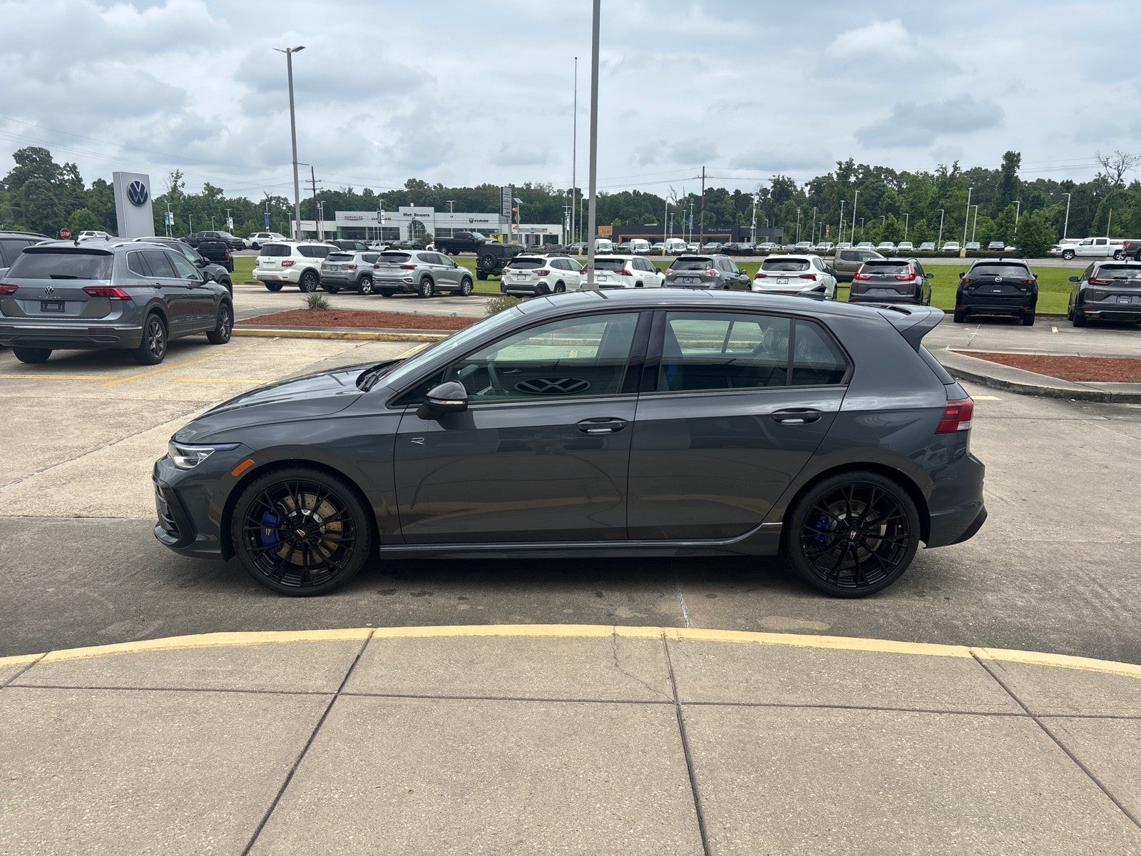 2026 Volkswagen Golf R Base