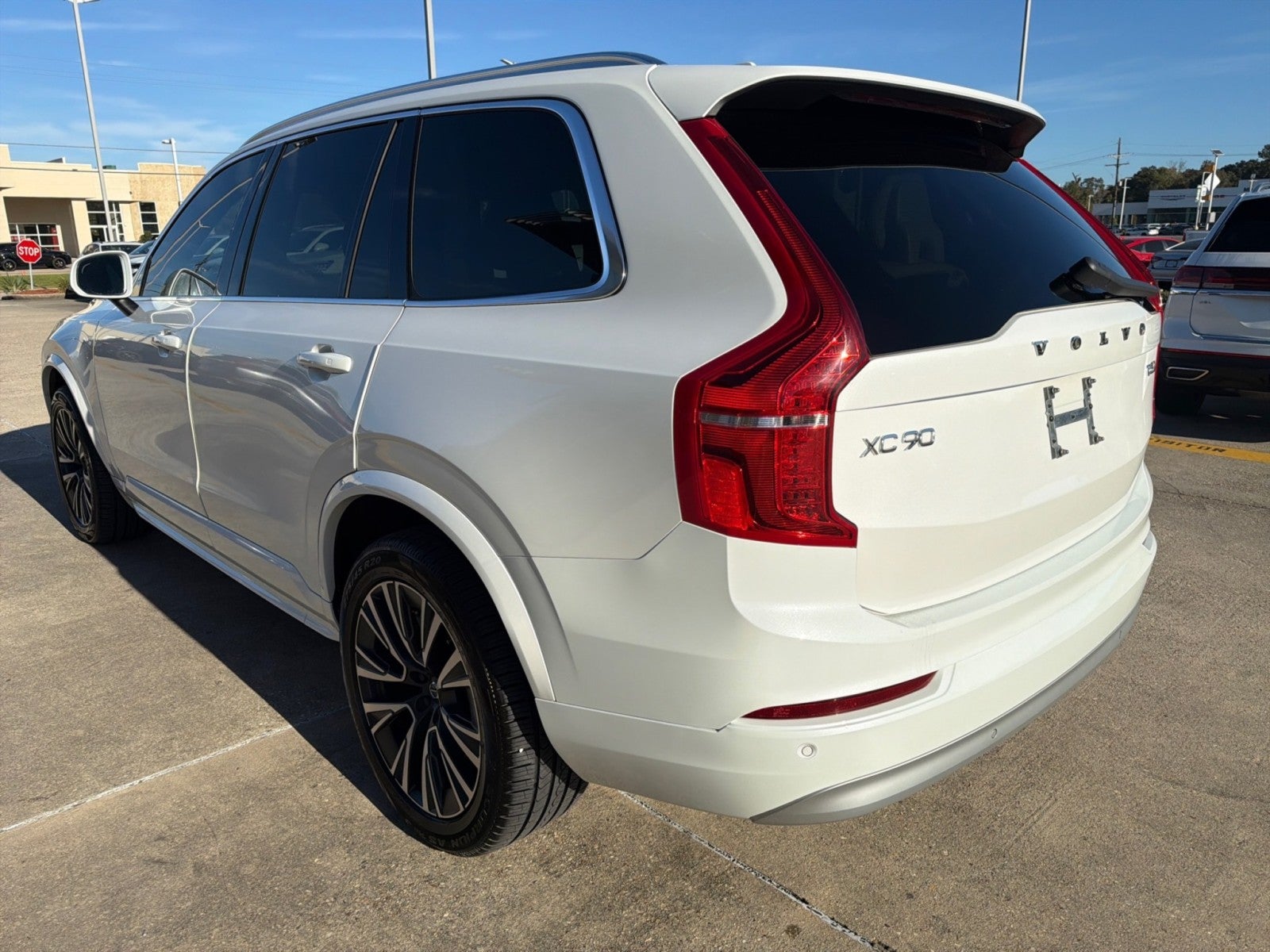2022 Volvo XC90 Momentum